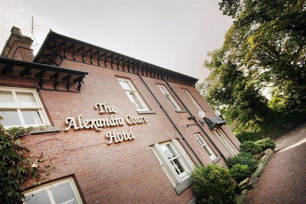 Alexandra Court 3*